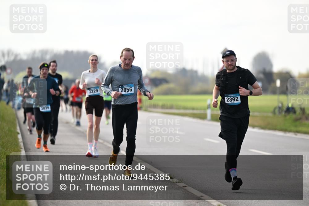 12.04.2026 - 45. Internationalen Wilhelmsburger Insellauf Dr. Thomas Lammeyer http://msf.ph/oto/9445385 12.04.2026 10:22:51 Laufen 3039, 3329, 2855, 2392 meine-sportfotos.de