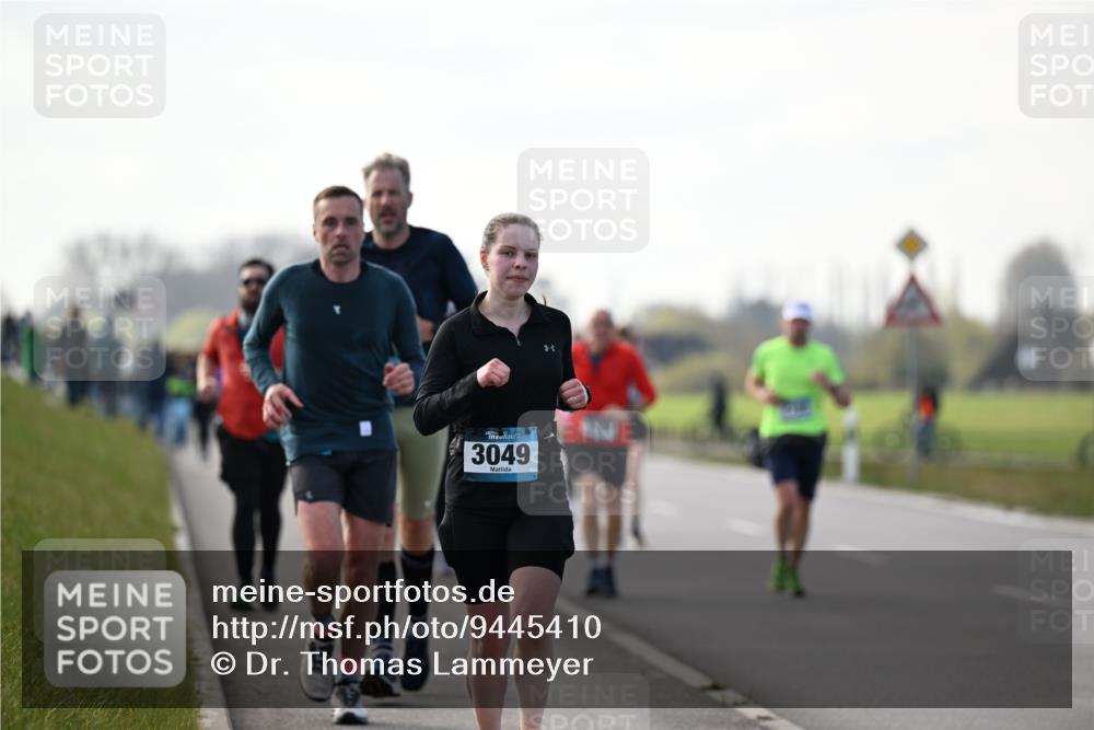 12.04.2026 - 45. Internationalen Wilhelmsburger Insellauf Dr. Thomas Lammeyer http://msf.ph/oto/9445410 12.04.2026 10:23:01 Laufen 3049 meine-sportfotos.de