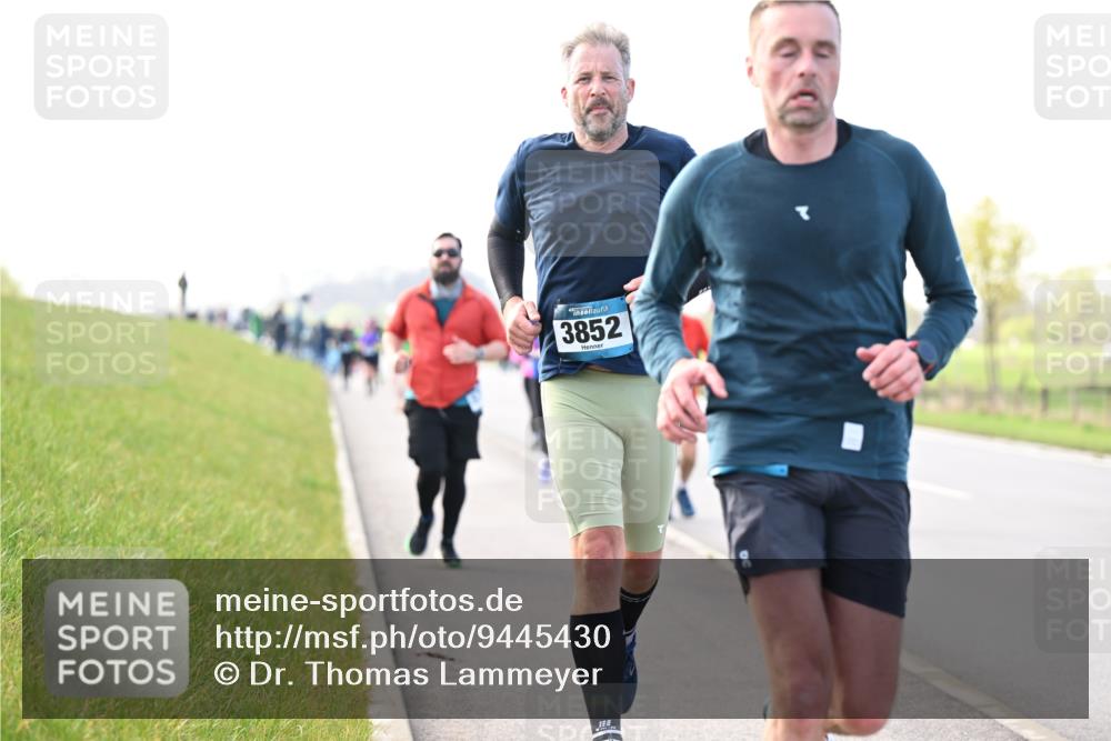 12.04.2026 - 45. Internationalen Wilhelmsburger Insellauf Dr. Thomas Lammeyer http://msf.ph/oto/9445430 12.04.2026 10:23:05 Laufen 3852 meine-sportfotos.de