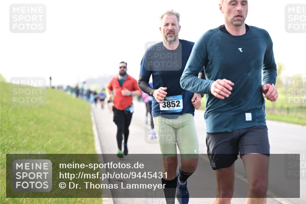 12.04.2026 - 45. Internationalen Wilhelmsburger Insellauf Dr. Thomas Lammeyer http://msf.ph/oto/9445431 12.04.2026 10:23:06 Laufen 3852 meine-sportfotos.de