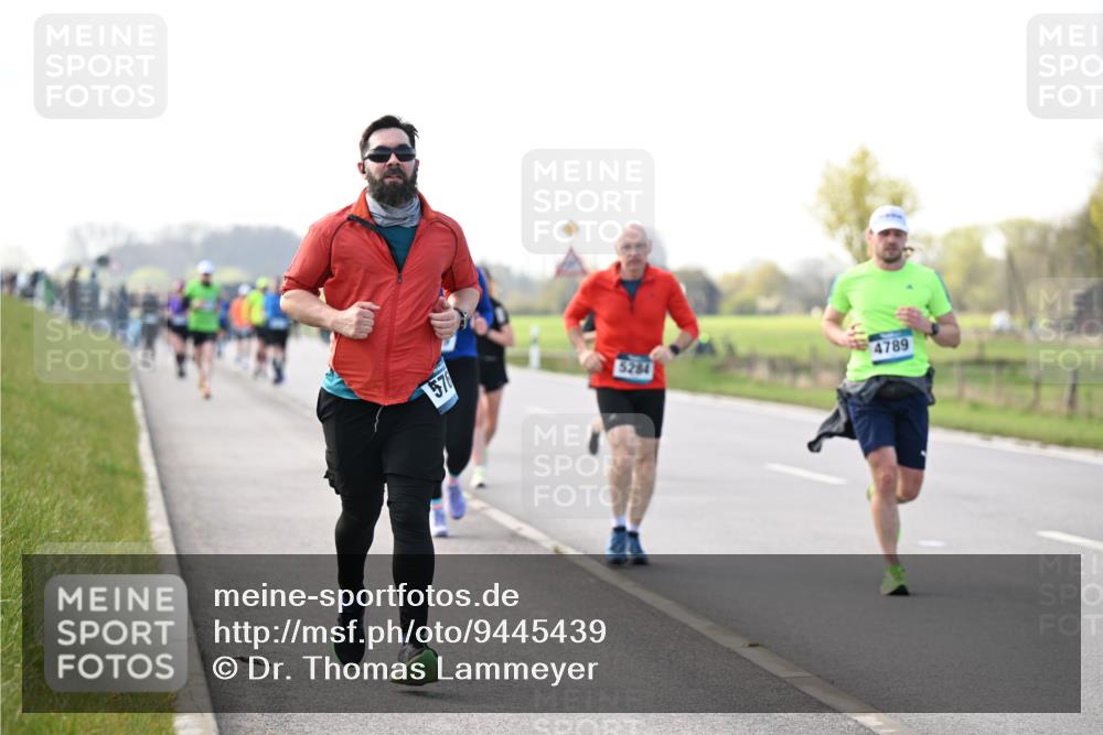 12.04.2026 - 45. Internationalen Wilhelmsburger Insellauf Dr. Thomas Lammeyer http://msf.ph/oto/9445439 12.04.2026 10:23:07 Laufen 576, 4789, 5284 meine-sportfotos.de