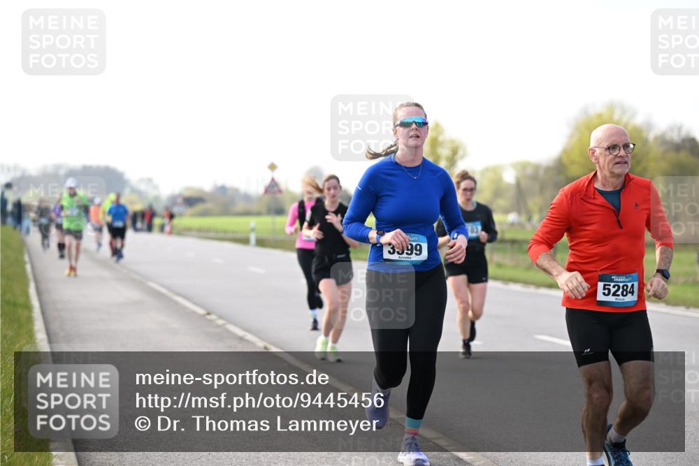 12.04.2026 - 45. Internationalen Wilhelmsburger Insellauf Dr. Thomas Lammeyer http://msf.ph/oto/9445456 12.04.2026 10:23:10 Laufen 3999, 103, 4, 5284 meine-sportfotos.de