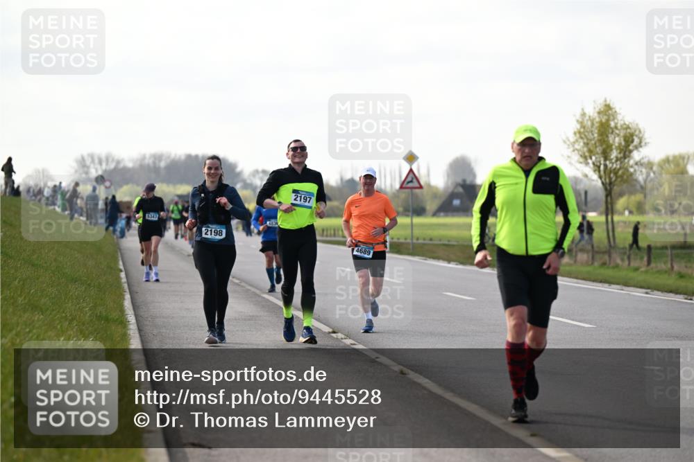 12.04.2026 - 45. Internationalen Wilhelmsburger Insellauf Dr. Thomas Lammeyer http://msf.ph/oto/9445528 12.04.2026 10:23:26 Laufen 5347, 2198, 4836, 2197, 4689 meine-sportfotos.de