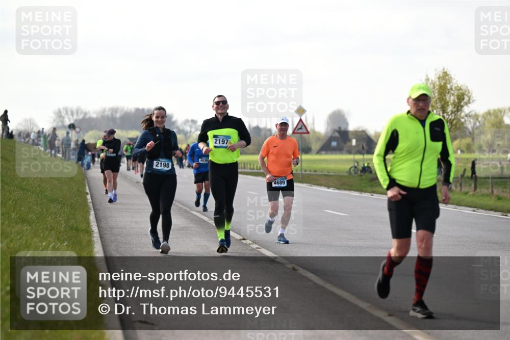 12.04.2026 - 45. Internationalen Wilhelmsburger Insellauf Dr. Thomas Lammeyer http://msf.ph/oto/9445531 12.04.2026 10:23:26 Laufen 2198, 4836, 2197, 4689 meine-sportfotos.de