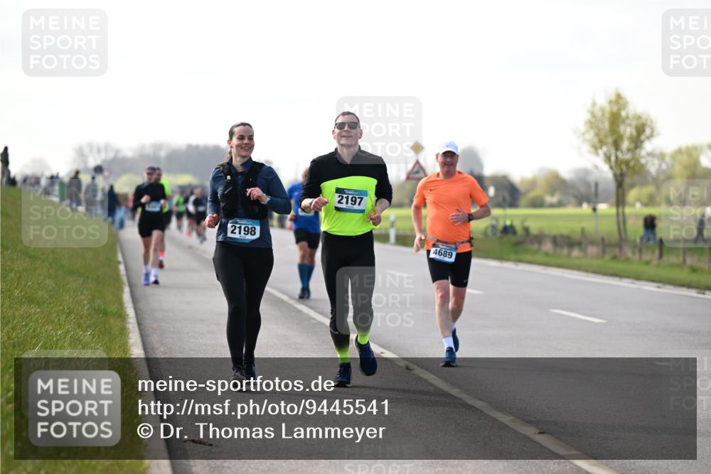 12.04.2026 - 45. Internationalen Wilhelmsburger Insellauf Dr. Thomas Lammeyer http://msf.ph/oto/9445541 12.04.2026 10:23:28 Laufen 2198, 2197, 4689 meine-sportfotos.de