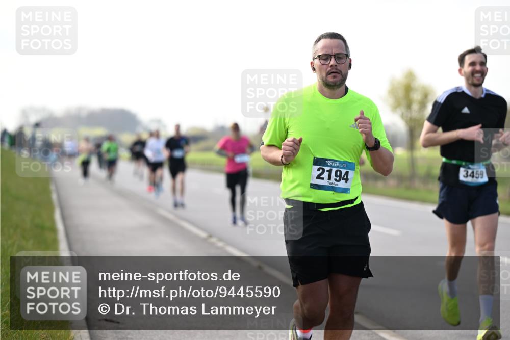 12.04.2026 - 45. Internationalen Wilhelmsburger Insellauf Dr. Thomas Lammeyer http://msf.ph/oto/9445590 12.04.2026 10:23:41 Laufen 45, 2194, 3459 meine-sportfotos.de