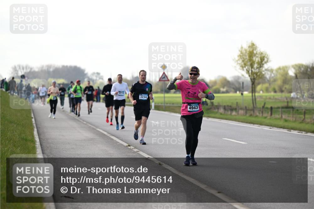 12.04.2026 - 45. Internationalen Wilhelmsburger Insellauf Dr. Thomas Lammeyer http://msf.ph/oto/9445614 12.04.2026 10:23:45 Laufen 3234, 4943 meine-sportfotos.de