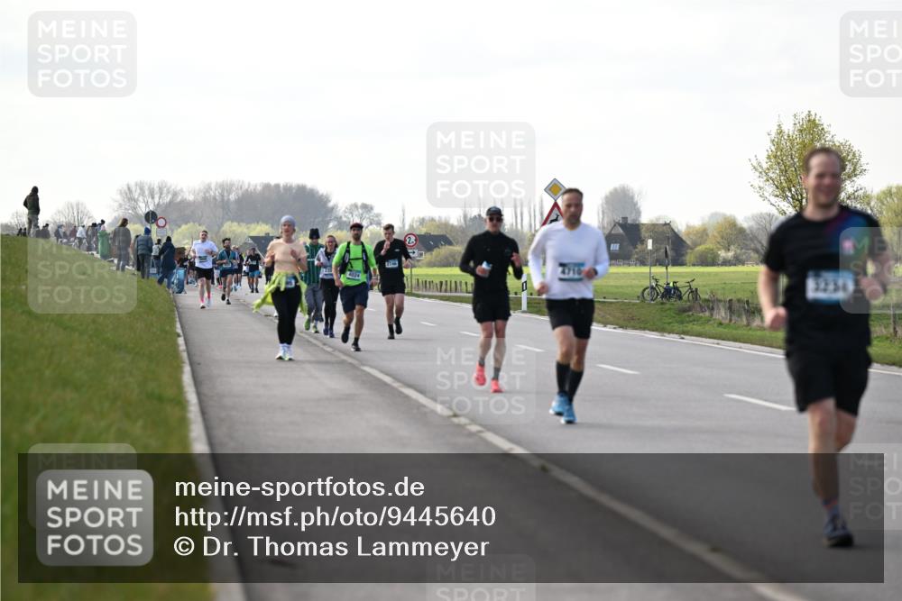 12.04.2026 - 45. Internationalen Wilhelmsburger Insellauf Dr. Thomas Lammeyer http://msf.ph/oto/9445640 12.04.2026 10:23:49 Laufen 4024, 2746, 4710, 3234 meine-sportfotos.de