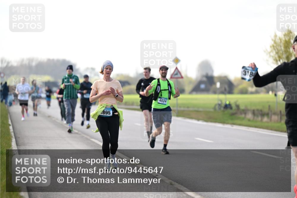 12.04.2026 - 45. Internationalen Wilhelmsburger Insellauf Dr. Thomas Lammeyer http://msf.ph/oto/9445647 12.04.2026 10:23:55 Laufen 895, 4024, 318 meine-sportfotos.de