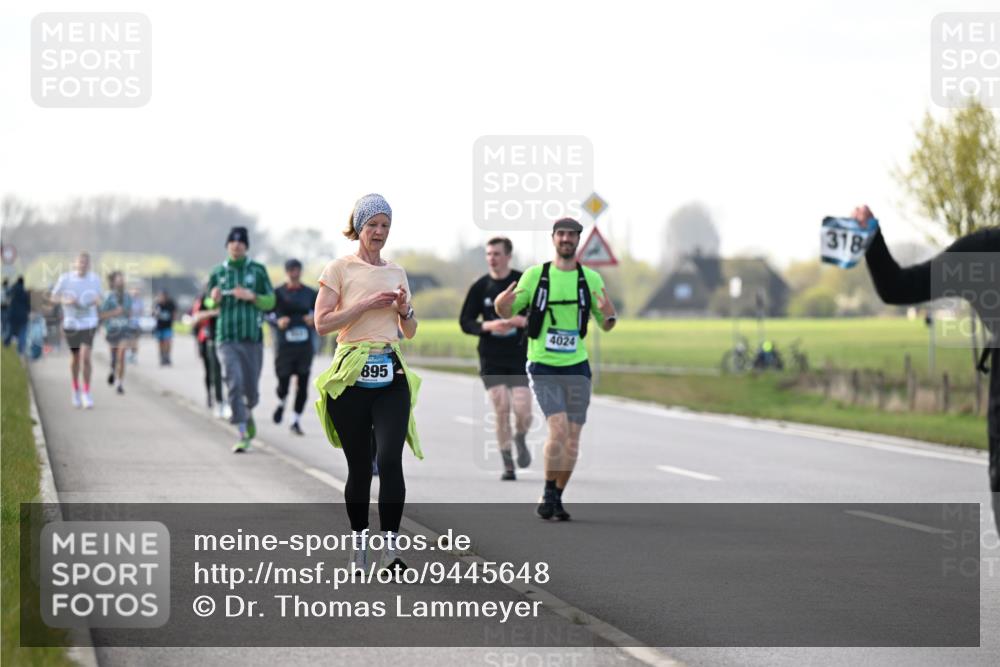 12.04.2026 - 45. Internationalen Wilhelmsburger Insellauf Dr. Thomas Lammeyer http://msf.ph/oto/9445648 12.04.2026 10:23:55 Laufen 895, 4024, 318 meine-sportfotos.de