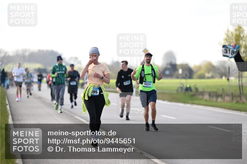 12.04.2026 - 45. Internationalen Wilhelmsburger Insellauf Dr. Thomas Lammeyer http://msf.ph/oto/9445651 12.04.2026 10:23:55 Laufen 95, 4024, 318 meine-sportfotos.de