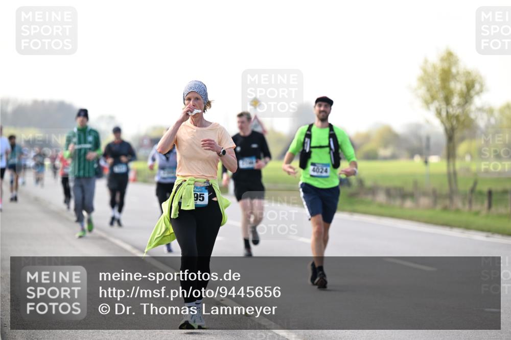 12.04.2026 - 45. Internationalen Wilhelmsburger Insellauf Dr. Thomas Lammeyer http://msf.ph/oto/9445656 12.04.2026 10:23:56 Laufen 95, 4024 meine-sportfotos.de
