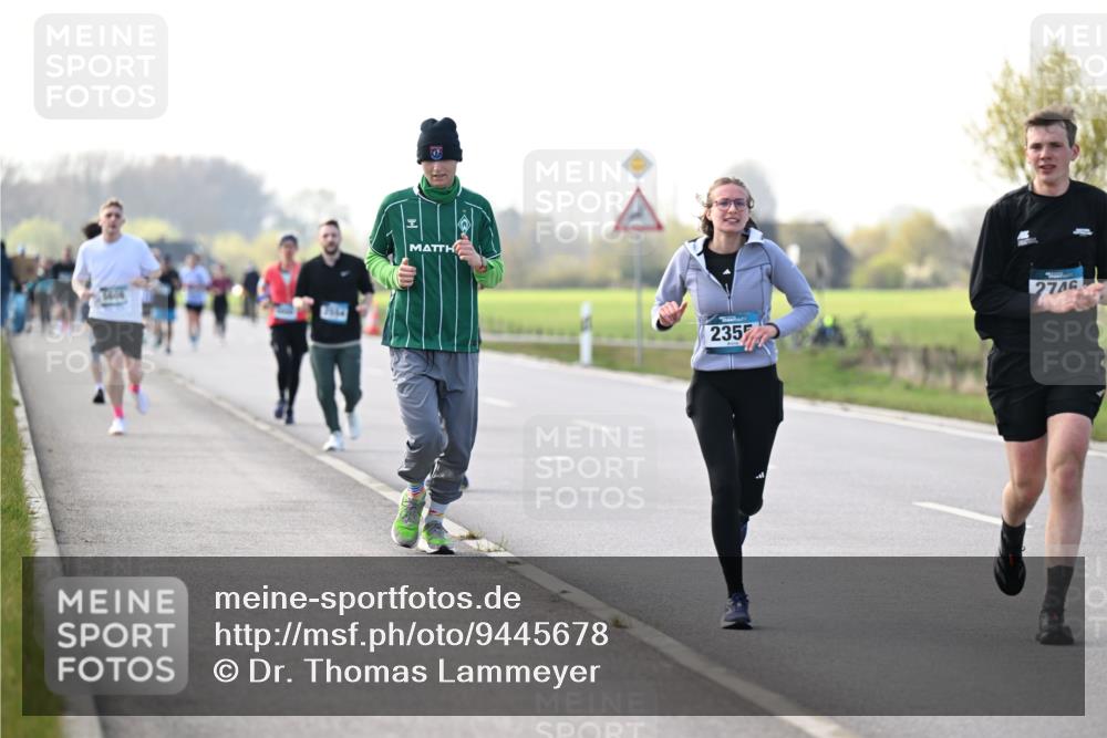 12.04.2026 - 45. Internationalen Wilhelmsburger Insellauf Dr. Thomas Lammeyer http://msf.ph/oto/9445678 12.04.2026 10:24:01 Laufen 7664, 2746, 235 meine-sportfotos.de