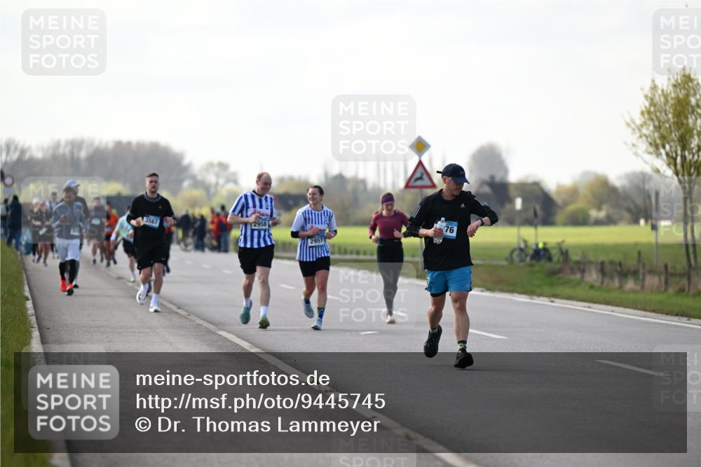 12.04.2026 - 45. Internationalen Wilhelmsburger Insellauf Dr. Thomas Lammeyer http://msf.ph/oto/9445745 12.04.2026 10:24:21 Laufen 2958, 2957, 76 meine-sportfotos.de