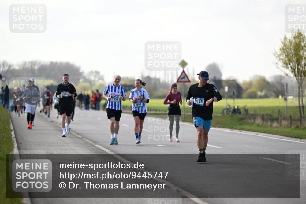 12.04.2026 - 45. Internationalen Wilhelmsburger Insellauf Dr. Thomas Lammeyer http://msf.ph/oto/9445747 12.04.2026 10:24:21 Laufen 2958, 3576 meine-sportfotos.de