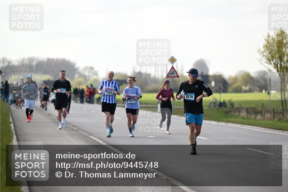 12.04.2026 - 45. Internationalen Wilhelmsburger Insellauf Dr. Thomas Lammeyer http://msf.ph/oto/9445748 12.04.2026 10:24:21 Laufen 295, 3576 meine-sportfotos.de