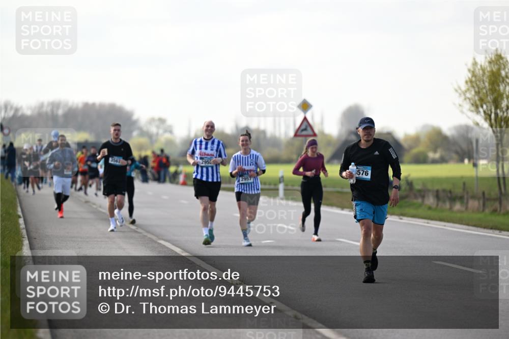 12.04.2026 - 45. Internationalen Wilhelmsburger Insellauf Dr. Thomas Lammeyer http://msf.ph/oto/9445753 12.04.2026 10:24:22 Laufen 3567, 295, 576 meine-sportfotos.de
