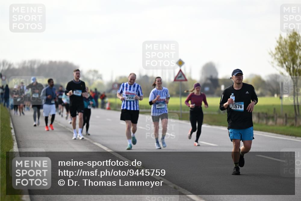 12.04.2026 - 45. Internationalen Wilhelmsburger Insellauf Dr. Thomas Lammeyer http://msf.ph/oto/9445759 12.04.2026 10:24:22 Laufen 2958, 9576 meine-sportfotos.de