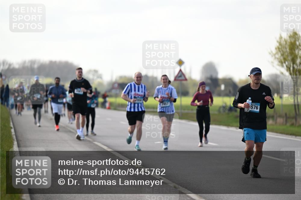 12.04.2026 - 45. Internationalen Wilhelmsburger Insellauf Dr. Thomas Lammeyer http://msf.ph/oto/9445762 12.04.2026 10:24:23 Laufen 576 meine-sportfotos.de