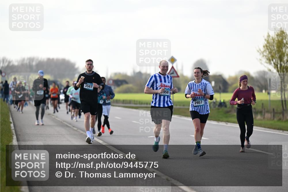 12.04.2026 - 45. Internationalen Wilhelmsburger Insellauf Dr. Thomas Lammeyer http://msf.ph/oto/9445775 12.04.2026 10:24:25 Laufen 3567, 958, 2957 meine-sportfotos.de