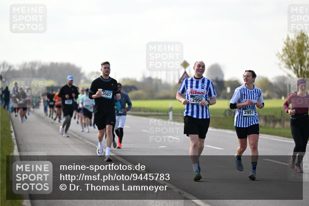 12.04.2026 - 45. Internationalen Wilhelmsburger Insellauf Dr. Thomas Lammeyer http://msf.ph/oto/9445783 12.04.2026 10:24:26 Laufen 3567, 295, 2957 meine-sportfotos.de