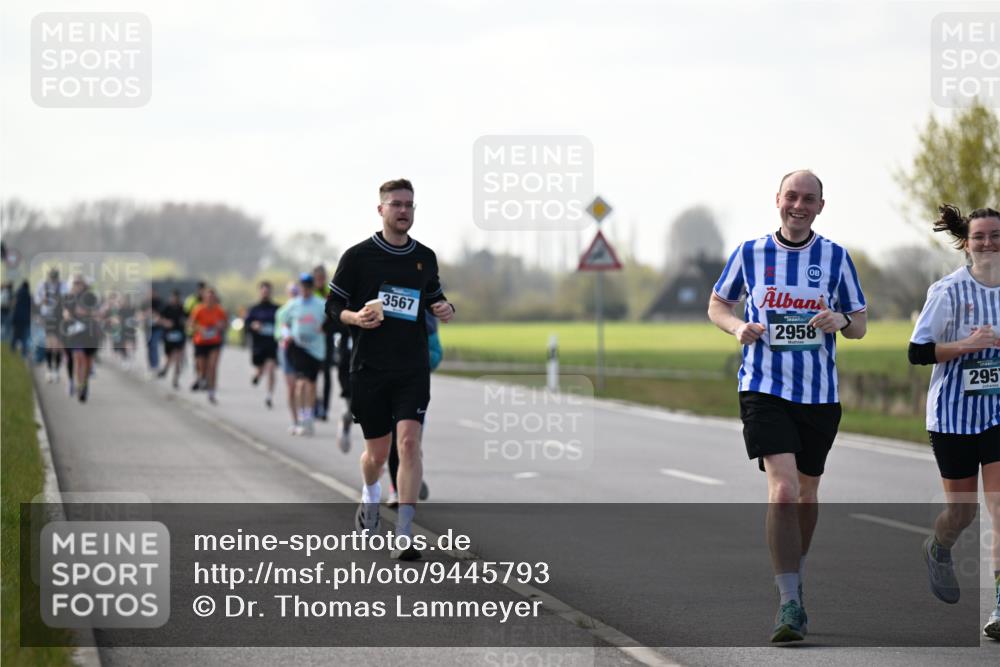 12.04.2026 - 45. Internationalen Wilhelmsburger Insellauf Dr. Thomas Lammeyer http://msf.ph/oto/9445793 12.04.2026 10:24:27 Laufen 3567, 119, 2958, 295 meine-sportfotos.de