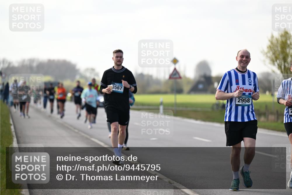 12.04.2026 - 45. Internationalen Wilhelmsburger Insellauf Dr. Thomas Lammeyer http://msf.ph/oto/9445795 12.04.2026 10:24:28 Laufen 3567, 2958 meine-sportfotos.de