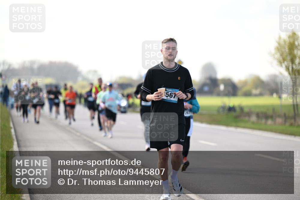 12.04.2026 - 45. Internationalen Wilhelmsburger Insellauf Dr. Thomas Lammeyer http://msf.ph/oto/9445807 12.04.2026 10:24:30 Laufen 3567 meine-sportfotos.de