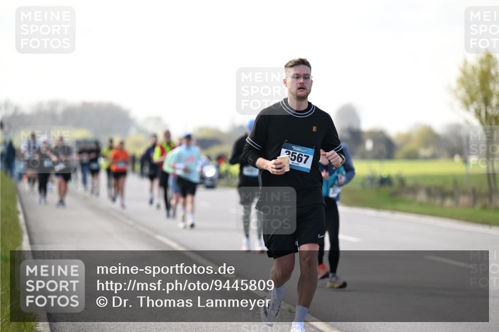 12.04.2026 - 45. Internationalen Wilhelmsburger Insellauf Dr. Thomas Lammeyer http://msf.ph/oto/9445809 12.04.2026 10:24:30 Laufen 2567 meine-sportfotos.de