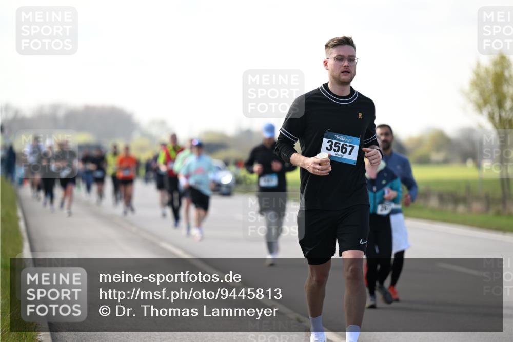 12.04.2026 - 45. Internationalen Wilhelmsburger Insellauf Dr. Thomas Lammeyer http://msf.ph/oto/9445813 12.04.2026 10:24:31 Laufen 445, 3567 meine-sportfotos.de