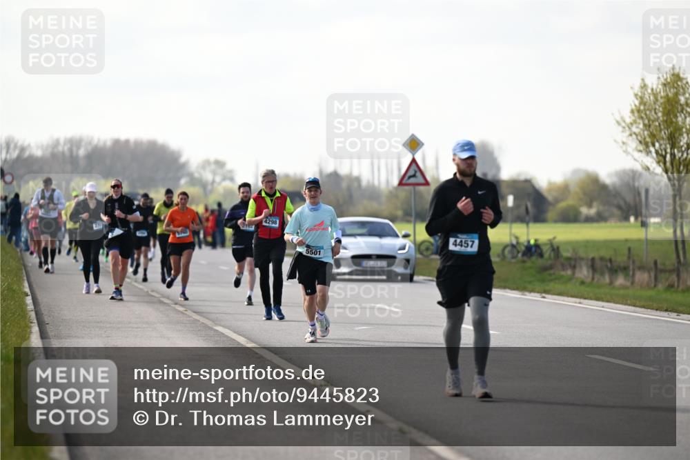 12.04.2026 - 45. Internationalen Wilhelmsburger Insellauf Dr. Thomas Lammeyer http://msf.ph/oto/9445823 12.04.2026 10:24:33 Laufen 4298, 270, 5501, 4457 meine-sportfotos.de
