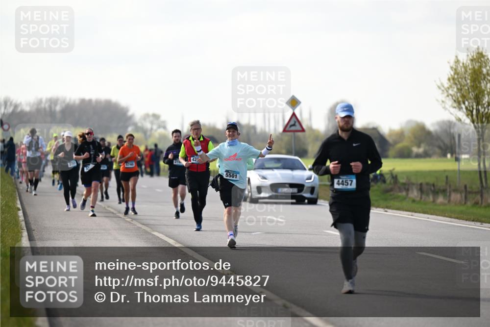 12.04.2026 - 45. Internationalen Wilhelmsburger Insellauf Dr. Thomas Lammeyer http://msf.ph/oto/9445827 12.04.2026 10:24:34 Laufen 5501, 4457 meine-sportfotos.de