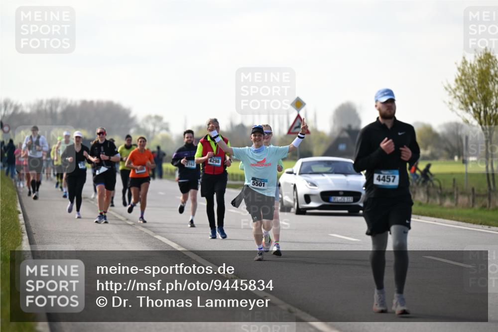 12.04.2026 - 45. Internationalen Wilhelmsburger Insellauf Dr. Thomas Lammeyer http://msf.ph/oto/9445834 12.04.2026 10:24:35 Laufen 4298, 2162, 4457, 5501 meine-sportfotos.de