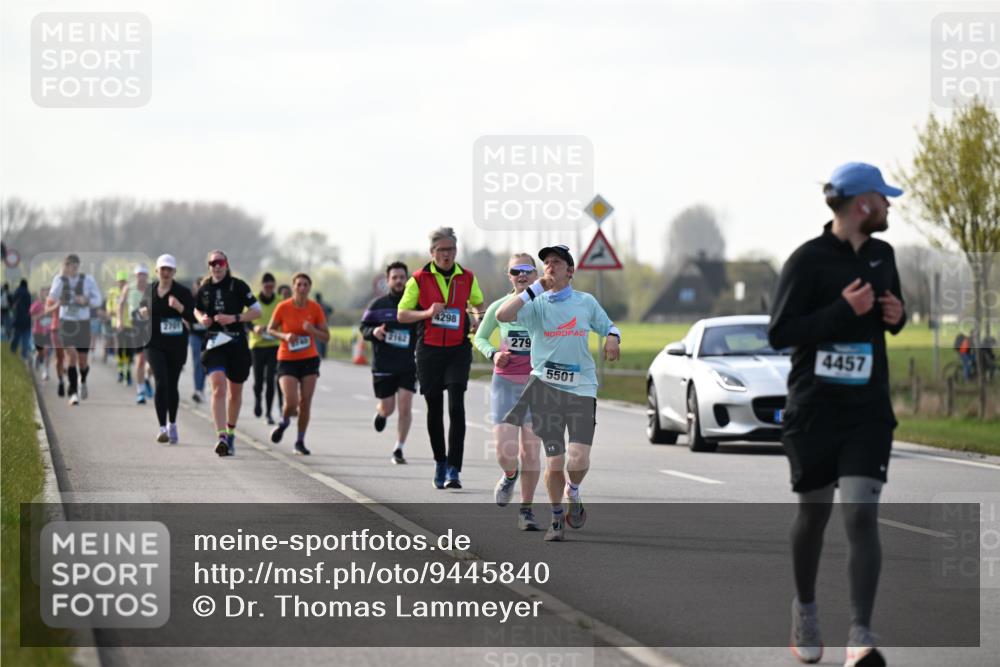 12.04.2026 - 45. Internationalen Wilhelmsburger Insellauf Dr. Thomas Lammeyer http://msf.ph/oto/9445840 12.04.2026 10:24:35 Laufen 2162, 4457, 4298, 279, 5501 meine-sportfotos.de