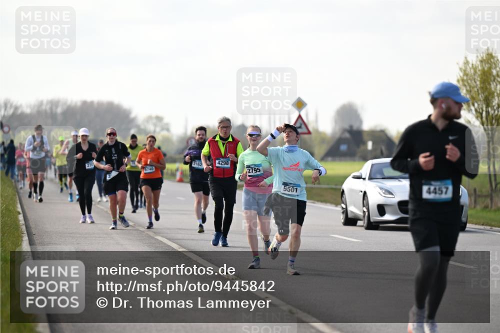 12.04.2026 - 45. Internationalen Wilhelmsburger Insellauf Dr. Thomas Lammeyer http://msf.ph/oto/9445842 12.04.2026 10:24:36 Laufen 270, 2162, 4298, 2795, 4457, 5501 meine-sportfotos.de