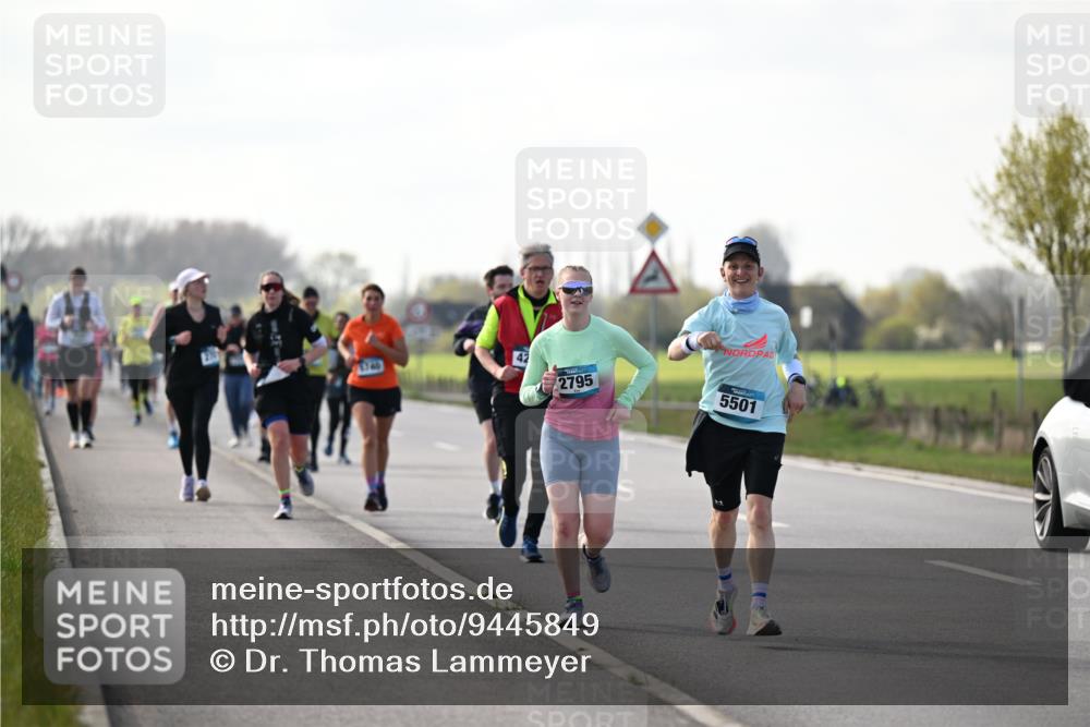 12.04.2026 - 45. Internationalen Wilhelmsburger Insellauf Dr. Thomas Lammeyer http://msf.ph/oto/9445849 12.04.2026 10:24:37 Laufen 2795, 5501 meine-sportfotos.de