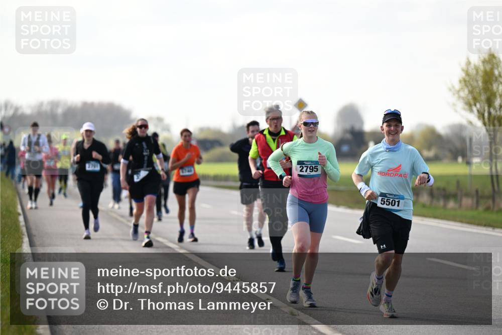 12.04.2026 - 45. Internationalen Wilhelmsburger Insellauf Dr. Thomas Lammeyer http://msf.ph/oto/9445857 12.04.2026 10:24:38 Laufen 2795, 5501 meine-sportfotos.de