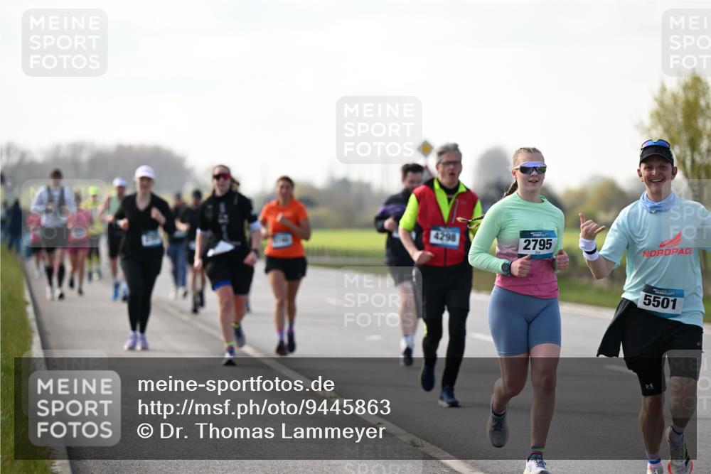 12.04.2026 - 45. Internationalen Wilhelmsburger Insellauf Dr. Thomas Lammeyer http://msf.ph/oto/9445863 12.04.2026 10:24:39 Laufen 4298, 2795, 5501 meine-sportfotos.de