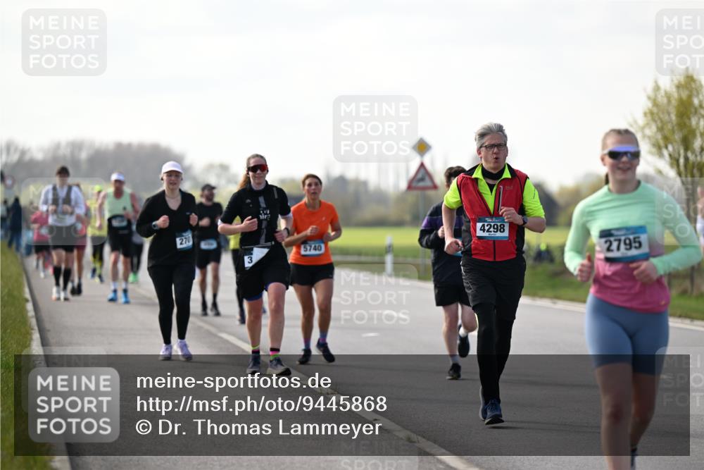 12.04.2026 - 45. Internationalen Wilhelmsburger Insellauf Dr. Thomas Lammeyer http://msf.ph/oto/9445868 12.04.2026 10:24:40 Laufen 270, 5740, 4298, 2795 meine-sportfotos.de
