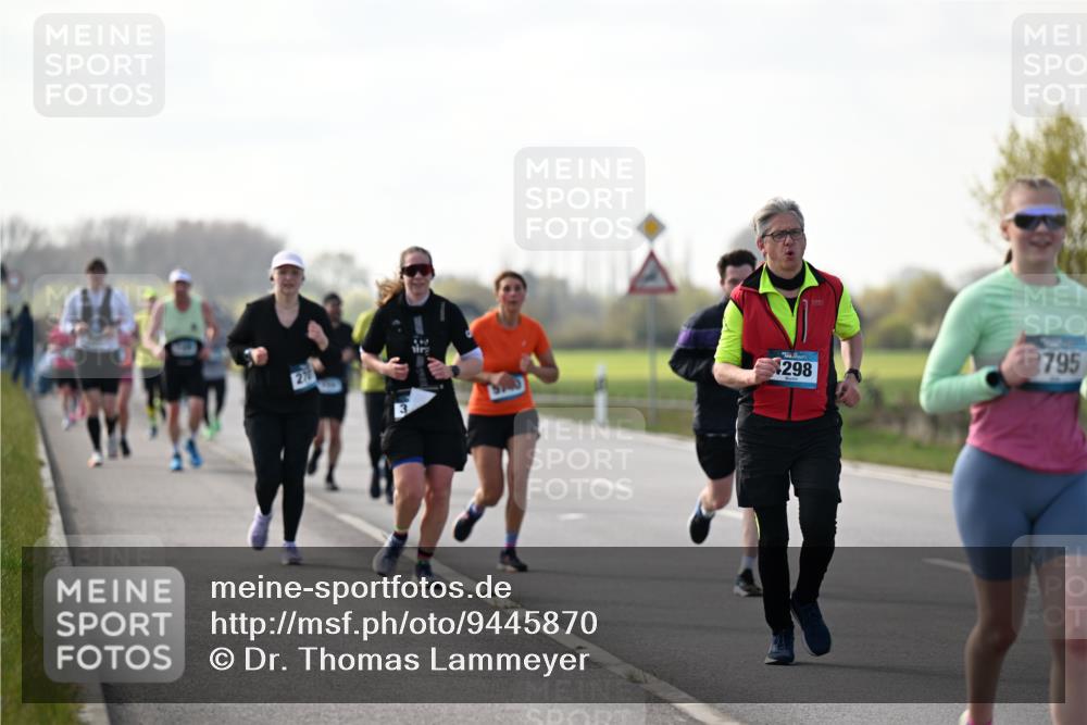 12.04.2026 - 45. Internationalen Wilhelmsburger Insellauf Dr. Thomas Lammeyer http://msf.ph/oto/9445870 12.04.2026 10:24:40 Laufen 270, 298, 795 meine-sportfotos.de