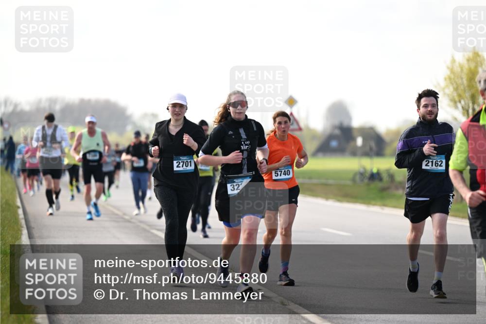 12.04.2026 - 45. Internationalen Wilhelmsburger Insellauf Dr. Thomas Lammeyer http://msf.ph/oto/9445880 12.04.2026 10:24:43 Laufen 2701, 32, 5740, 2162 meine-sportfotos.de