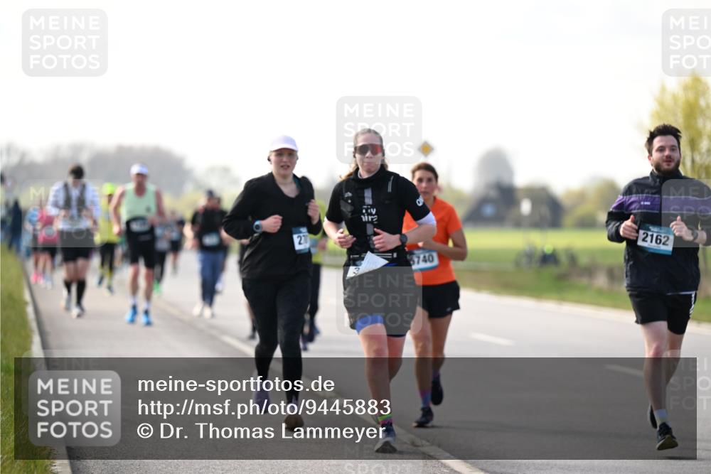 12.04.2026 - 45. Internationalen Wilhelmsburger Insellauf Dr. Thomas Lammeyer http://msf.ph/oto/9445883 12.04.2026 10:24:43 Laufen 27, 5740, 2162 meine-sportfotos.de