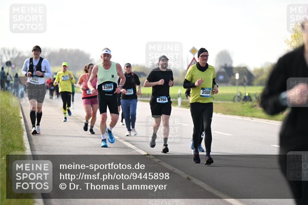 12.04.2026 - 45. Internationalen Wilhelmsburger Insellauf Dr. Thomas Lammeyer http://msf.ph/oto/9445898 12.04.2026 10:24:47 Laufen 3582, 2631, 2399, 2762, 2088, 4750 meine-sportfotos.de