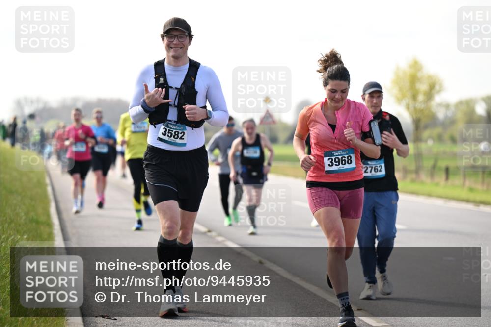 12.04.2026 - 45. Internationalen Wilhelmsburger Insellauf Dr. Thomas Lammeyer http://msf.ph/oto/9445935 12.04.2026 10:24:54 Laufen 3582, 435, 335, 3968, 2762 meine-sportfotos.de