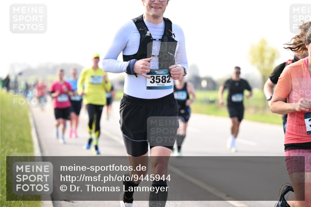 12.04.2026 - 45. Internationalen Wilhelmsburger Insellauf Dr. Thomas Lammeyer http://msf.ph/oto/9445944 12.04.2026 10:24:55 Laufen 3582 meine-sportfotos.de