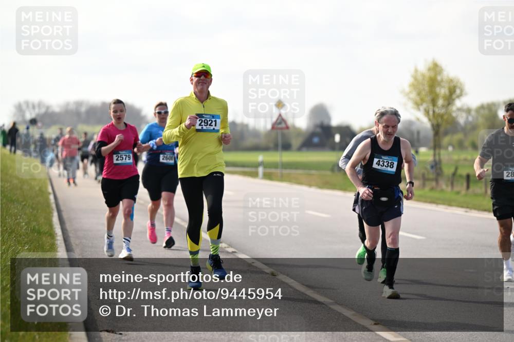 12.04.2026 - 45. Internationalen Wilhelmsburger Insellauf Dr. Thomas Lammeyer http://msf.ph/oto/9445954 12.04.2026 10:24:57 Laufen 2579, 2600, 2921, 4338, 28 meine-sportfotos.de