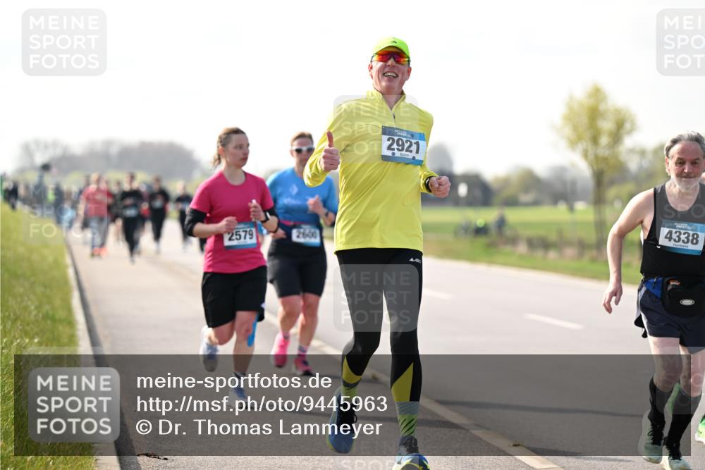 12.04.2026 - 45. Internationalen Wilhelmsburger Insellauf Dr. Thomas Lammeyer http://msf.ph/oto/9445963 12.04.2026 10:24:58 Laufen 2579, 2600, 2921, 4338 meine-sportfotos.de