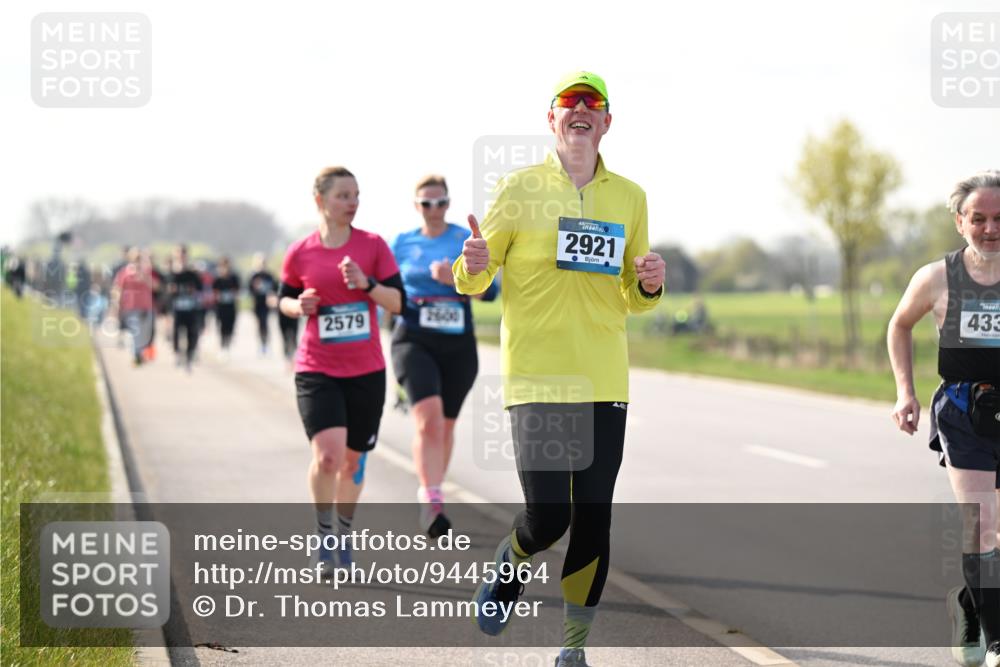 12.04.2026 - 45. Internationalen Wilhelmsburger Insellauf Dr. Thomas Lammeyer http://msf.ph/oto/9445964 12.04.2026 10:24:58 Laufen 2579, 2921, 433 meine-sportfotos.de