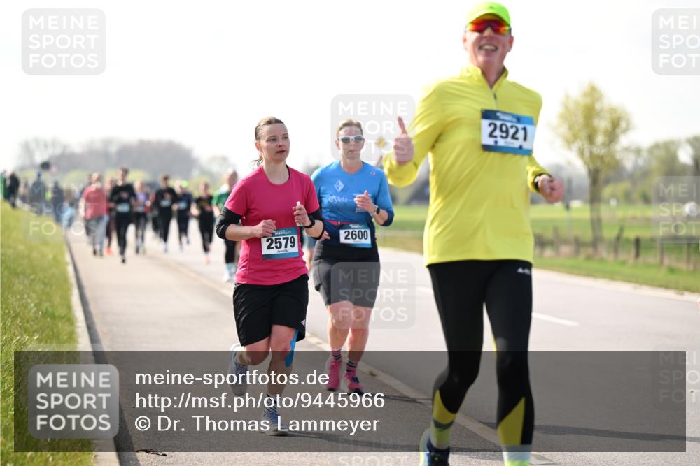 12.04.2026 - 45. Internationalen Wilhelmsburger Insellauf Dr. Thomas Lammeyer http://msf.ph/oto/9445966 12.04.2026 10:24:59 Laufen 2579, 2600, 2921 meine-sportfotos.de