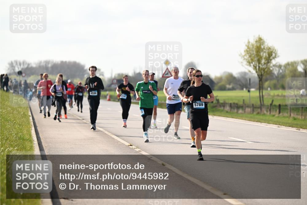 12.04.2026 - 45. Internationalen Wilhelmsburger Insellauf Dr. Thomas Lammeyer http://msf.ph/oto/9445982 12.04.2026 10:25:04 Laufen 4596, 4503, 5789 meine-sportfotos.de
